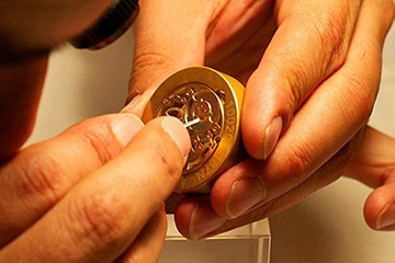 温州官售后维修手表劳力士地址