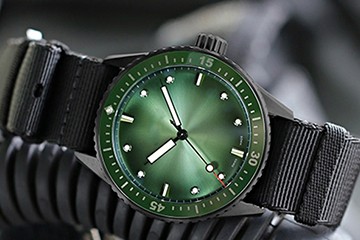 温州劳力士手表售后洗油机芯